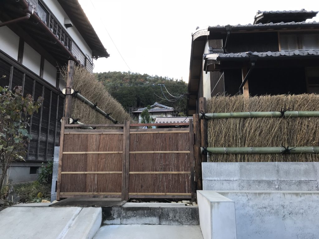 %ARABICA竹垣施工