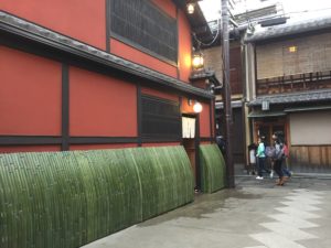 大當両犬矢来施工後