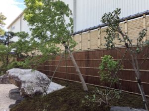 杉皮垣・御簾垣