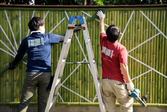新しいスタイルの竹垣を作る長岡銘竹株式会社