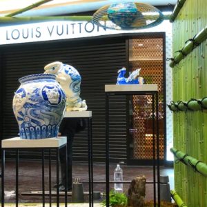 阪急メンズ大阪で開催中侘び寂びがテーマの展示