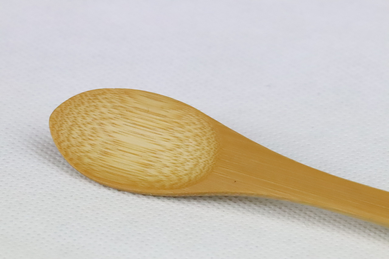 自然の温もりを感じる竹のカトラリー