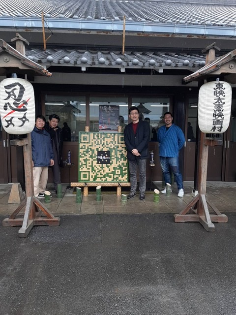 中村ローソク小嶋提灯長岡銘竹３社コラボインスタレーション